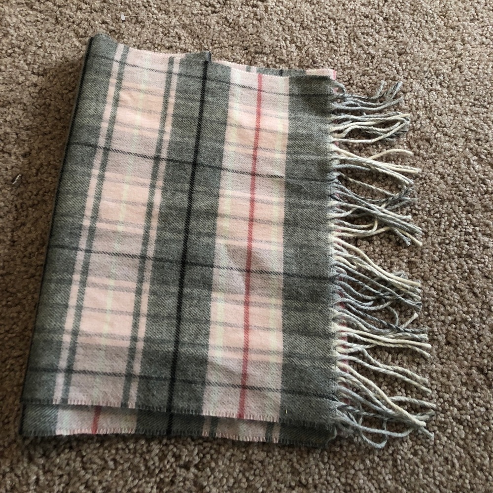 Plaid scarf